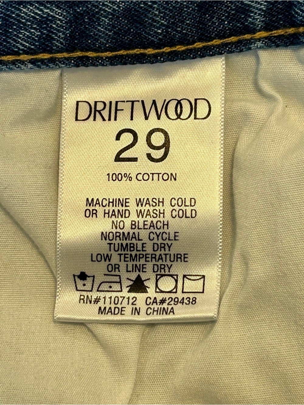 Driftwood Mid Rise SZ 29 EUC Distressed Denim Shorts w/Embroidered Trim - Blue - Picture 6 of 6